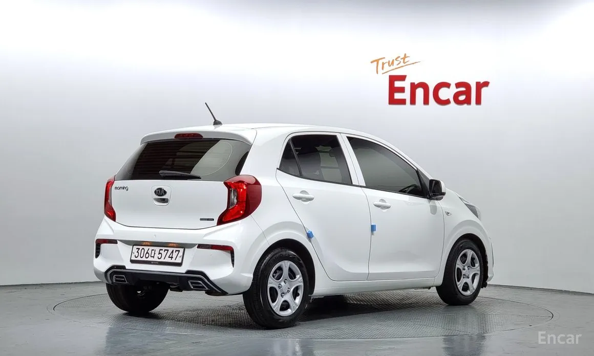 Фото 2 - Kia Morning