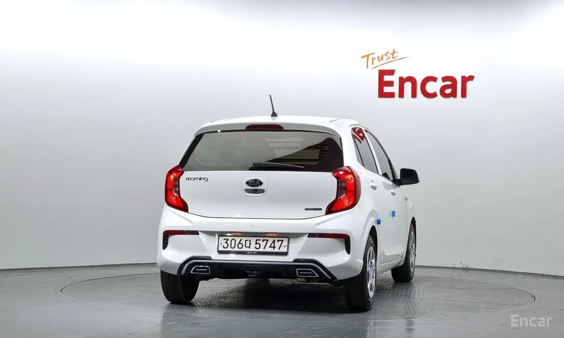 Фото 4 - Kia Morning