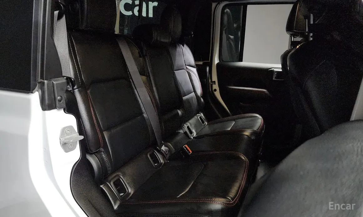 Фото 12 - Jeep Gladiator