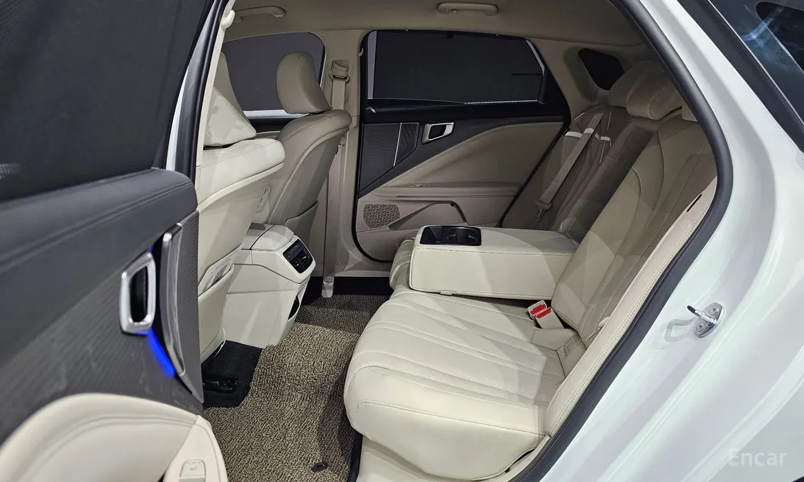 Фото 15 - Kia K8