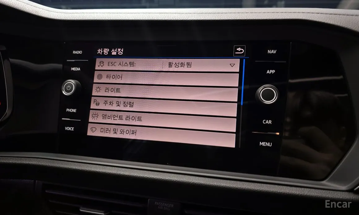 Фото 16 - Volkswagen Jetta