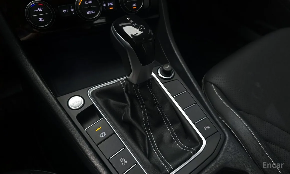 Фото 9 - Volkswagen Jetta