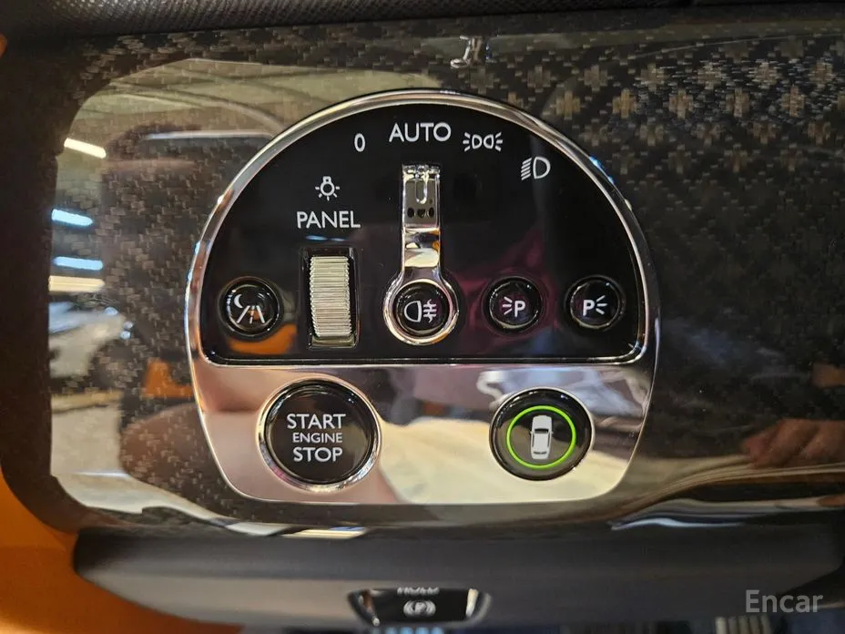 Фото 15 - Rolls-Royce Cullinan