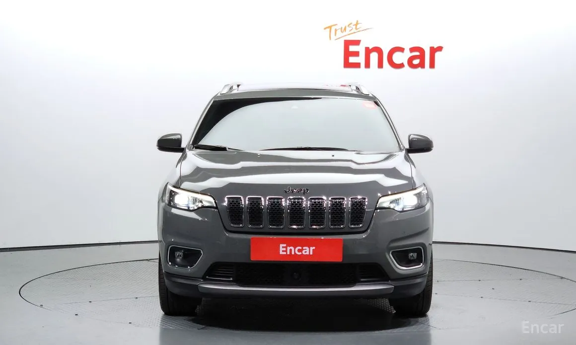 Фото 3 - Jeep Cherokee