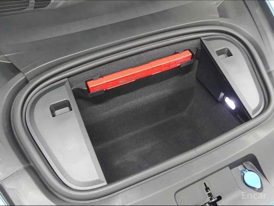 Фото 5 - Porsche Taycan