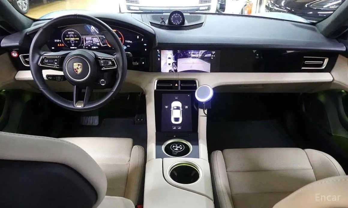 Фото 6 - Porsche Taycan