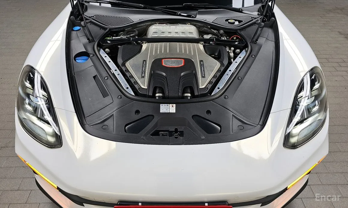 Фото 6 - Porsche Panamera