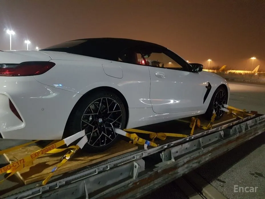 Фото 10 - BMW M8