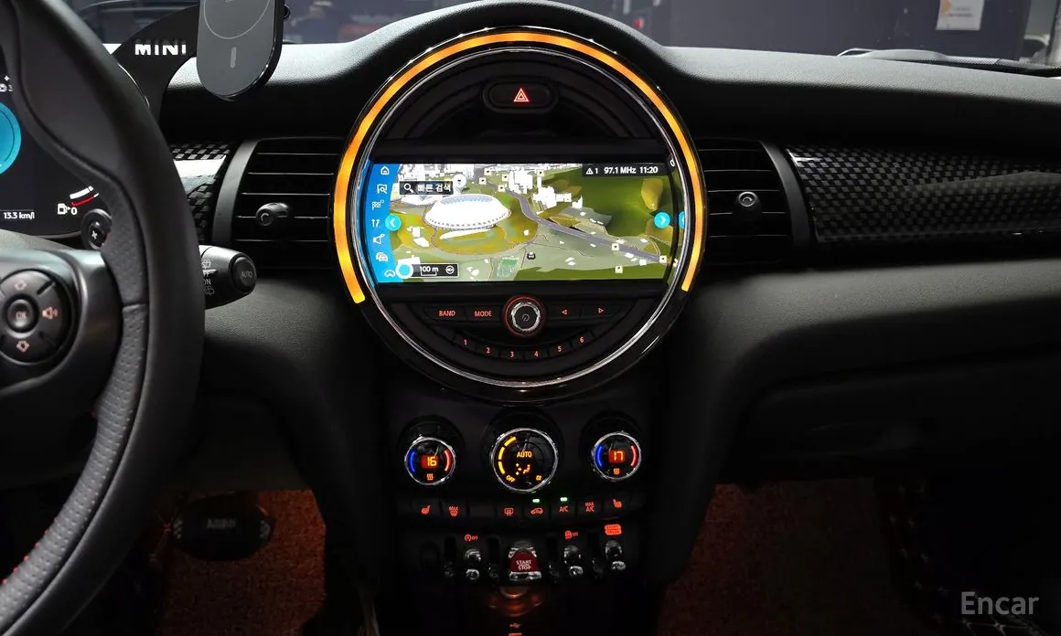 Фото 14 - Mini Cooper