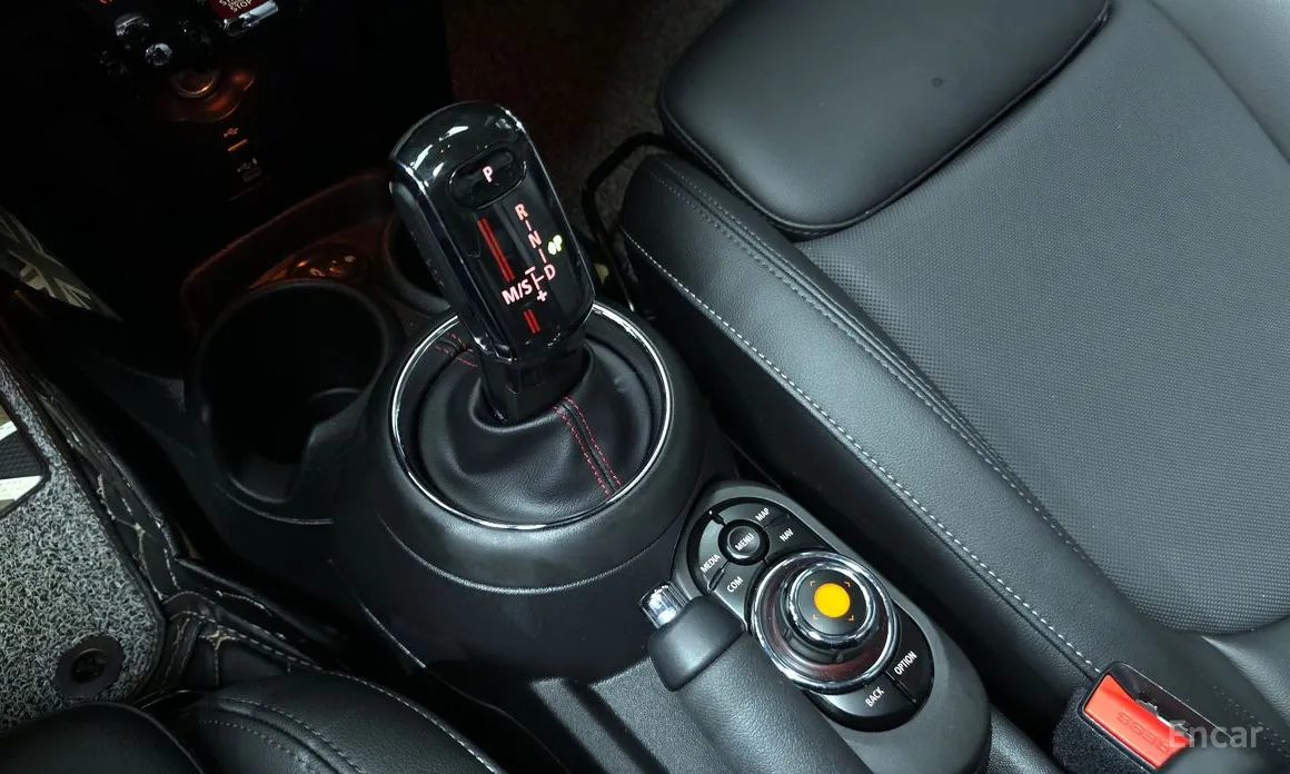 Фото 9 - Mini Cooper