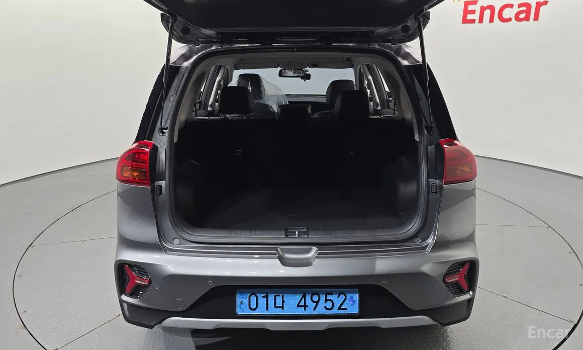 Фото 20 - Kia Niro