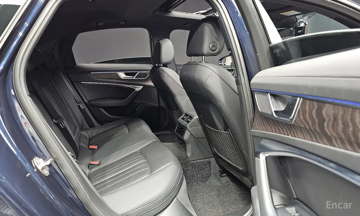 Фото 11 - Audi A6