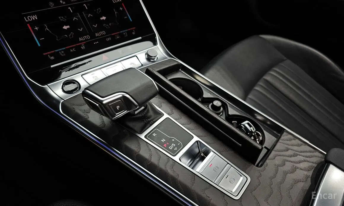 Фото 9 - Audi A6