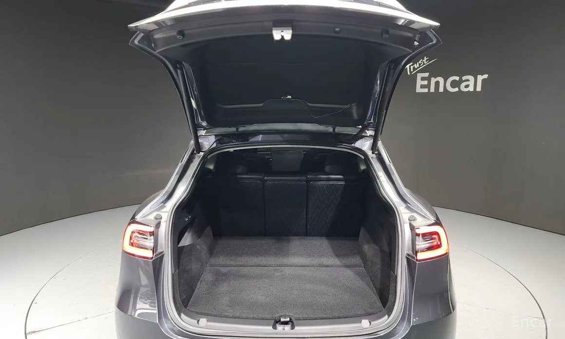 Фото 20 - Tesla Model Y