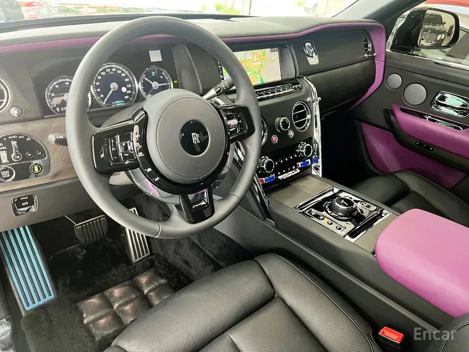 Фото 11 - Rolls-Royce Cullinan