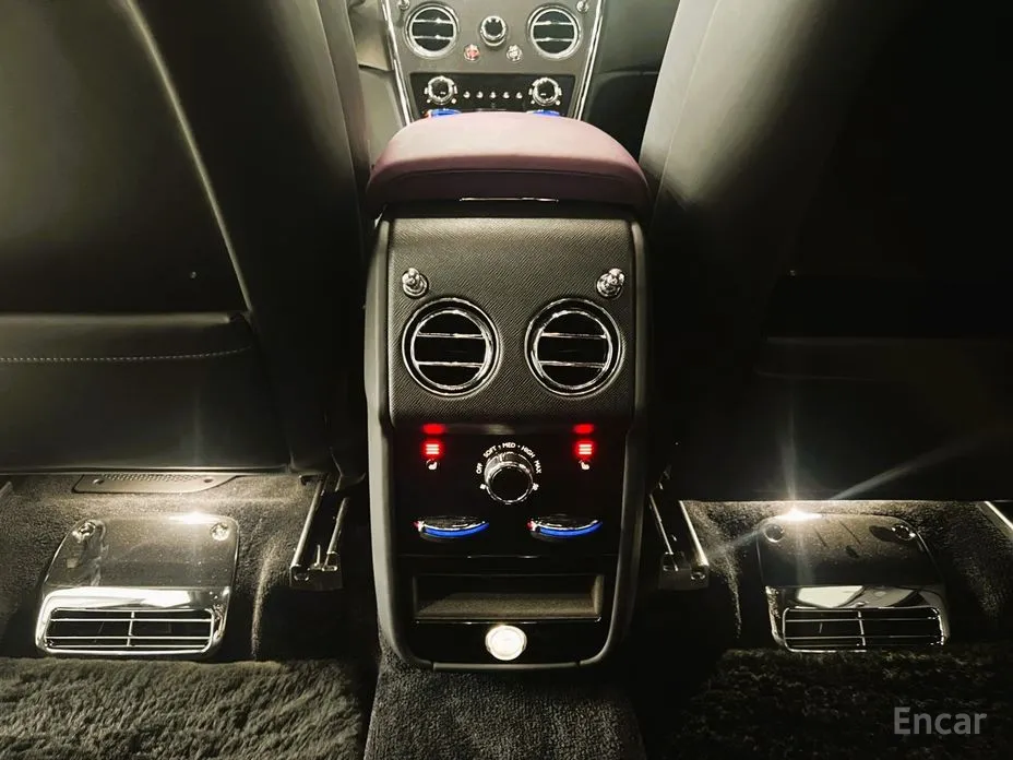 Фото 16 - Rolls-Royce Cullinan