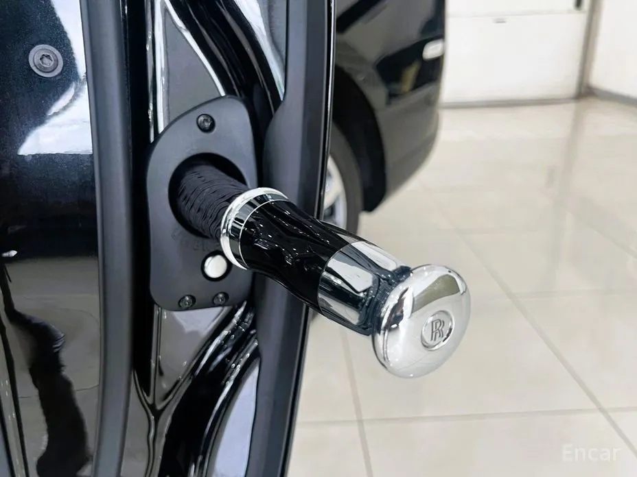 Фото 18 - Rolls-Royce Cullinan