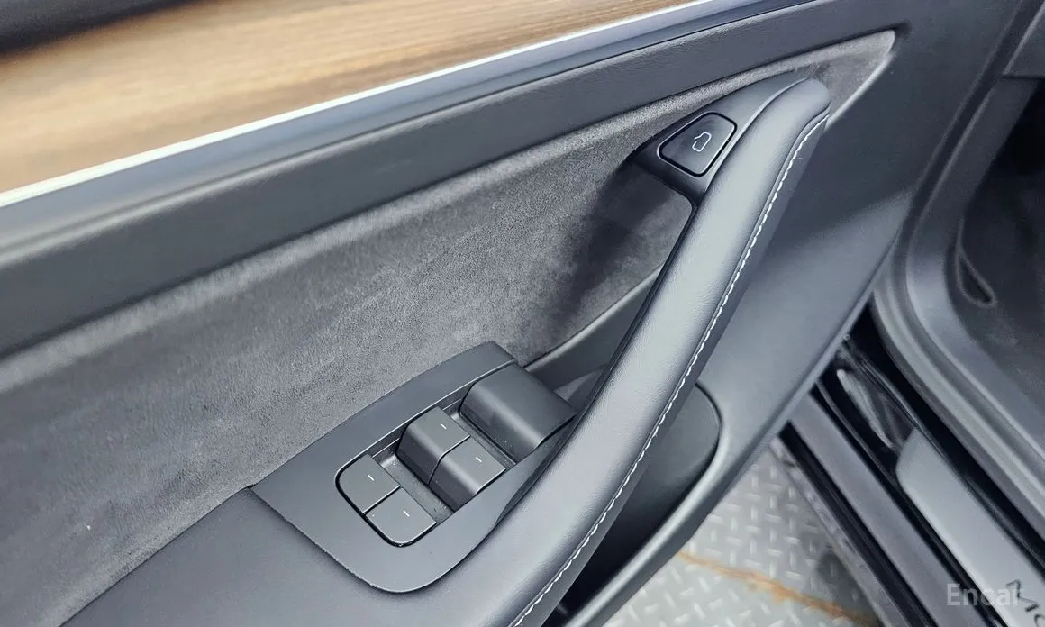 Фото 13 - Tesla Model 3