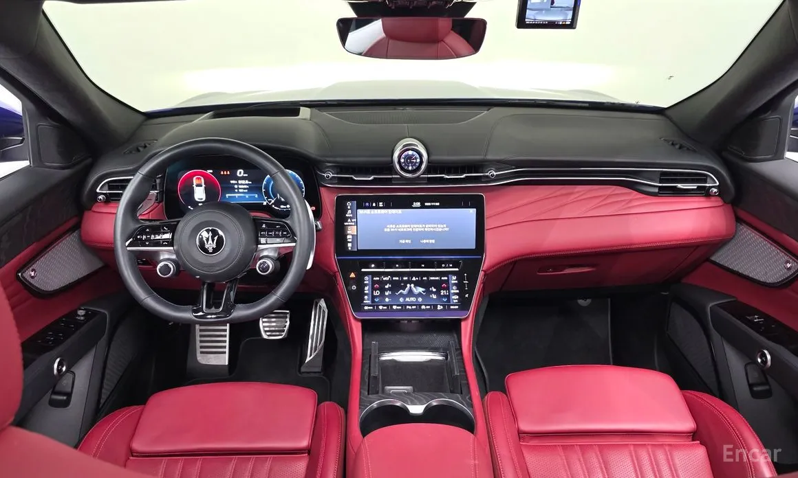 Фото 7 - Maserati Grecale