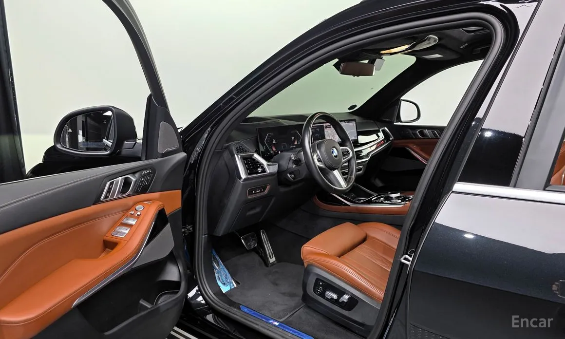 Фото 10 - BMW X7