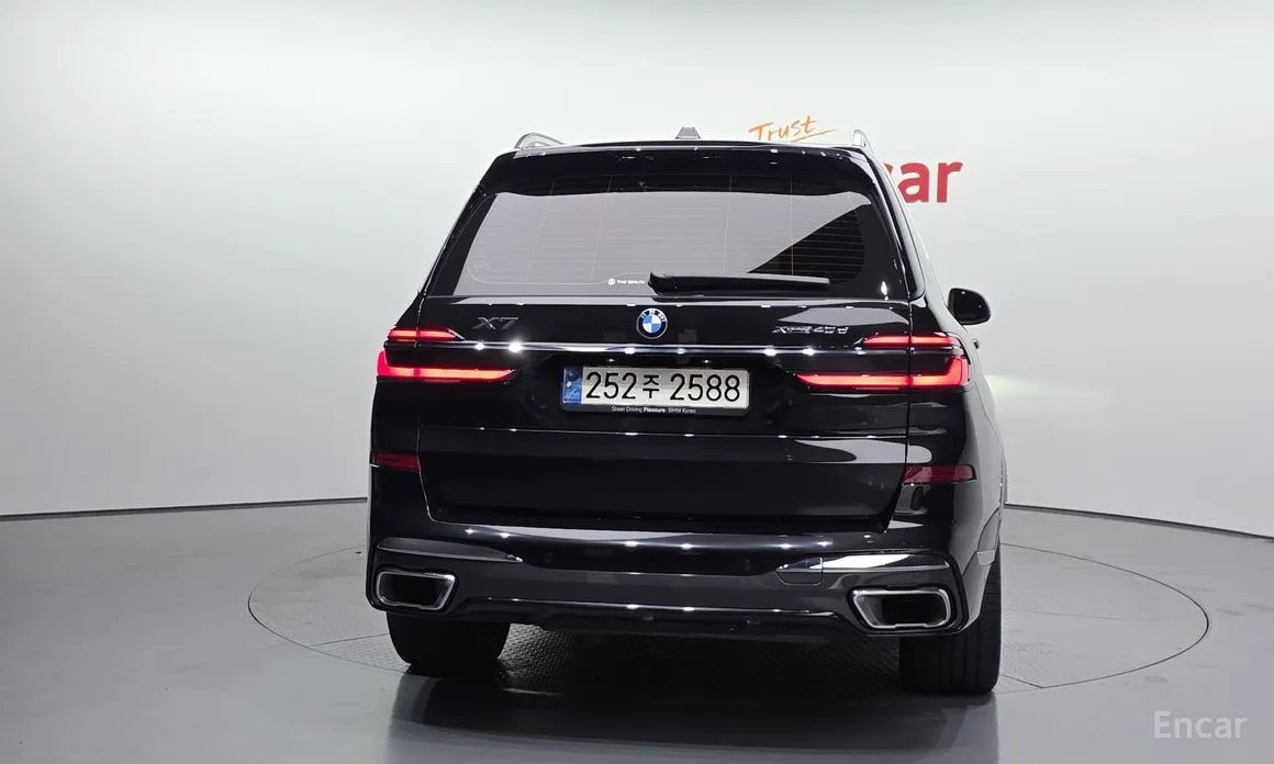 Фото 4 - BMW X7