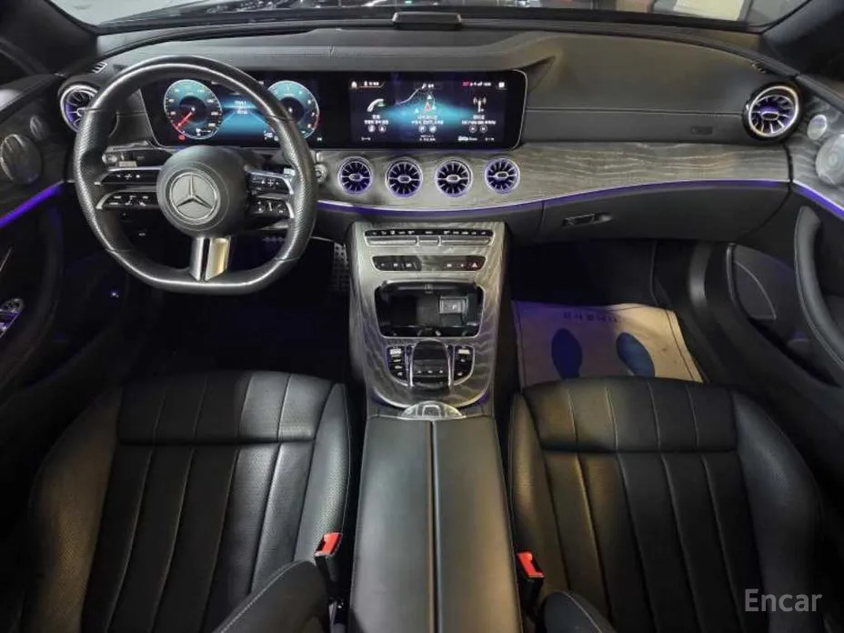 Фото 8 - Mercedes-Benz E-Class