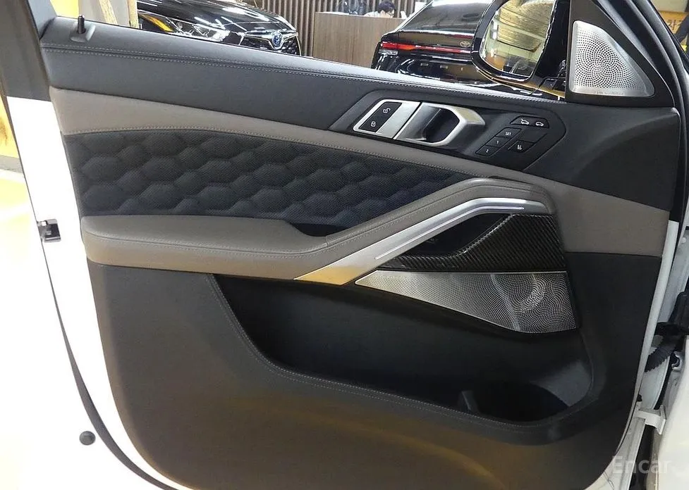 Фото 11 - BMW X6 M