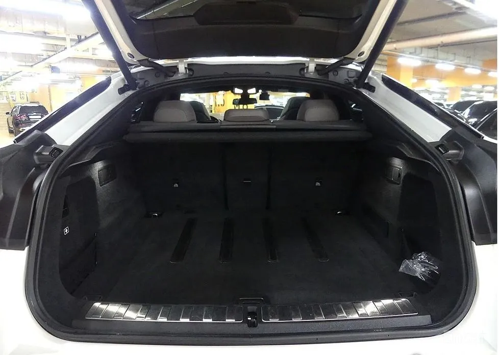 Фото 4 - BMW X6 M