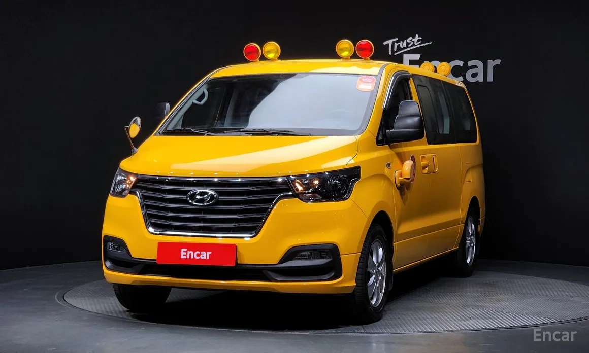 Фото 1 - Hyundai Starex