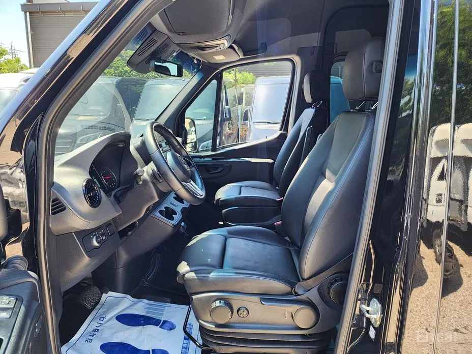 Фото 10 - Mercedes-Benz Sprinter