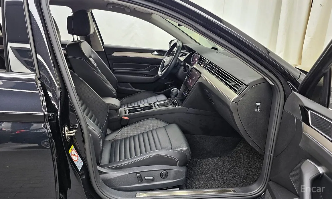 Фото 11 - Volkswagen Passat