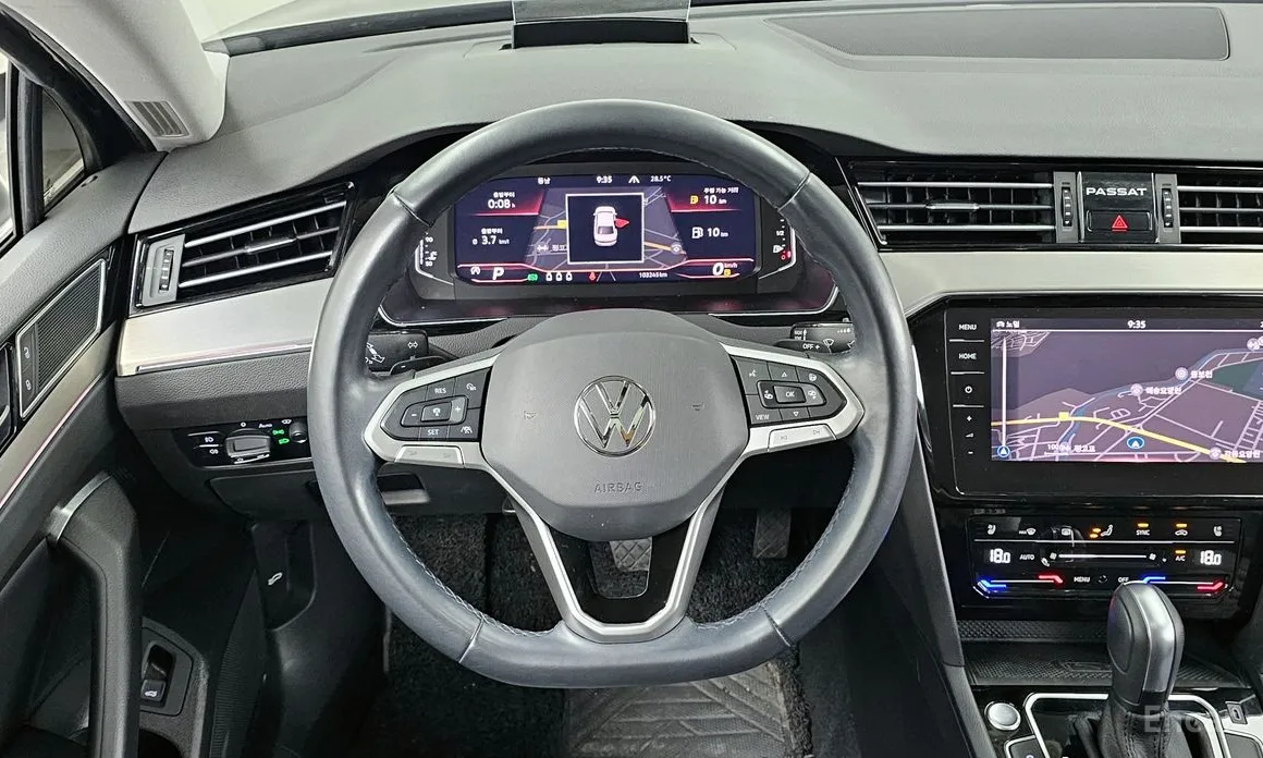 Фото 13 - Volkswagen Passat