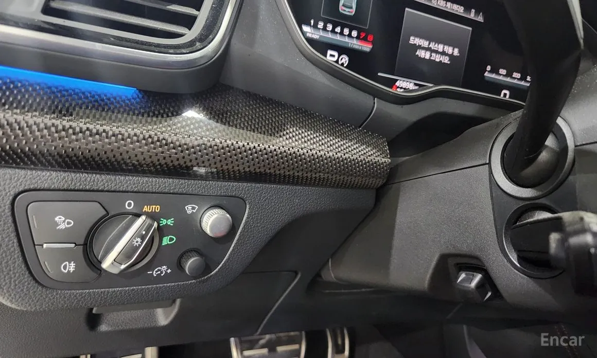 Фото 10 - Audi SQ5