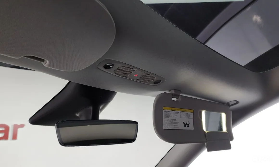 Фото 19 - Tesla Model Y