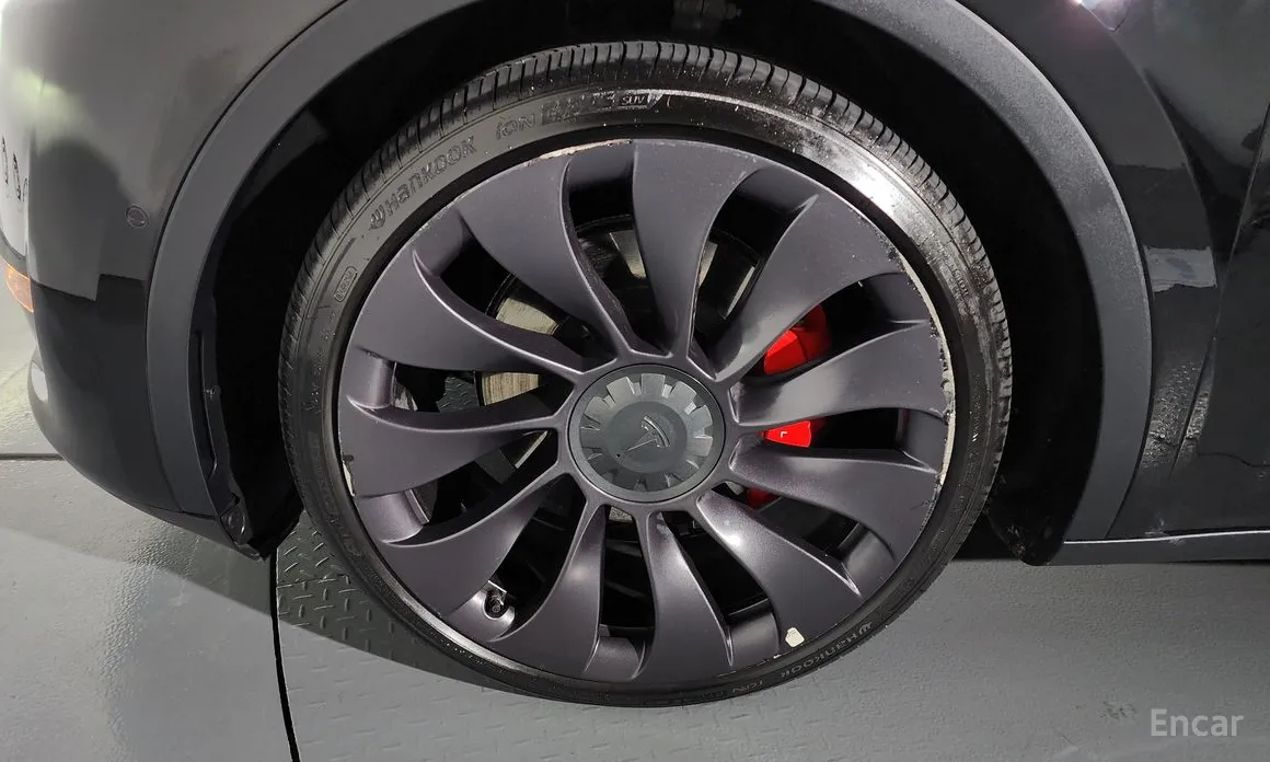 Фото 5 - Tesla Model Y