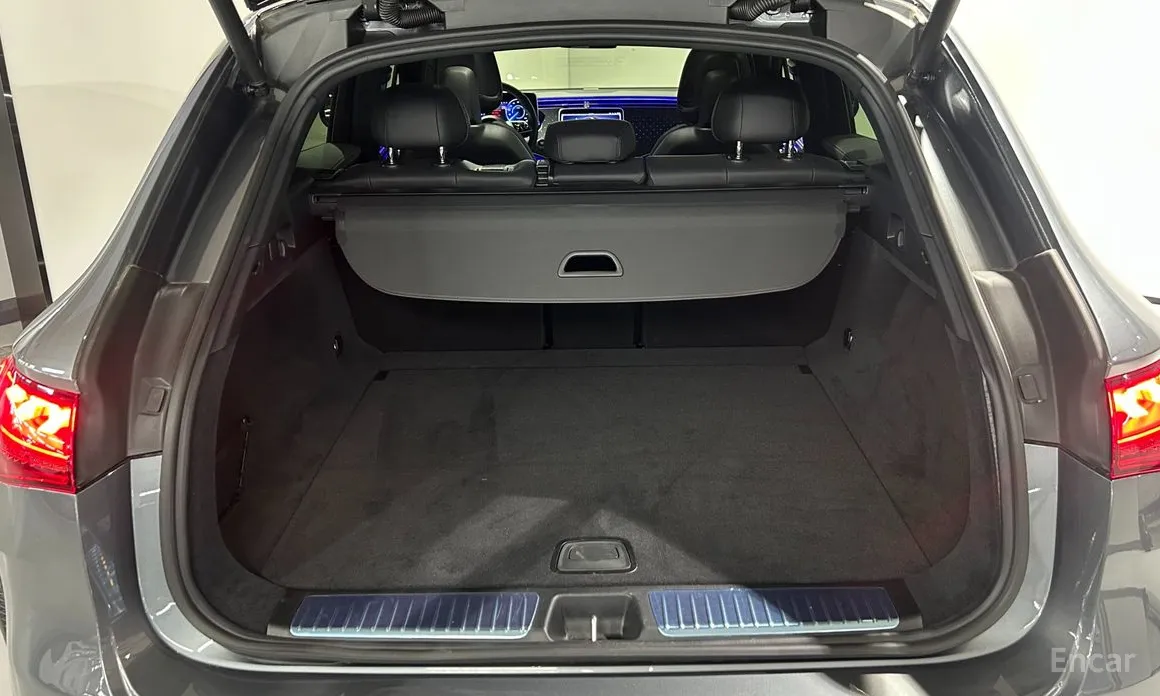 Фото 17 - Mercedes-Benz EQE