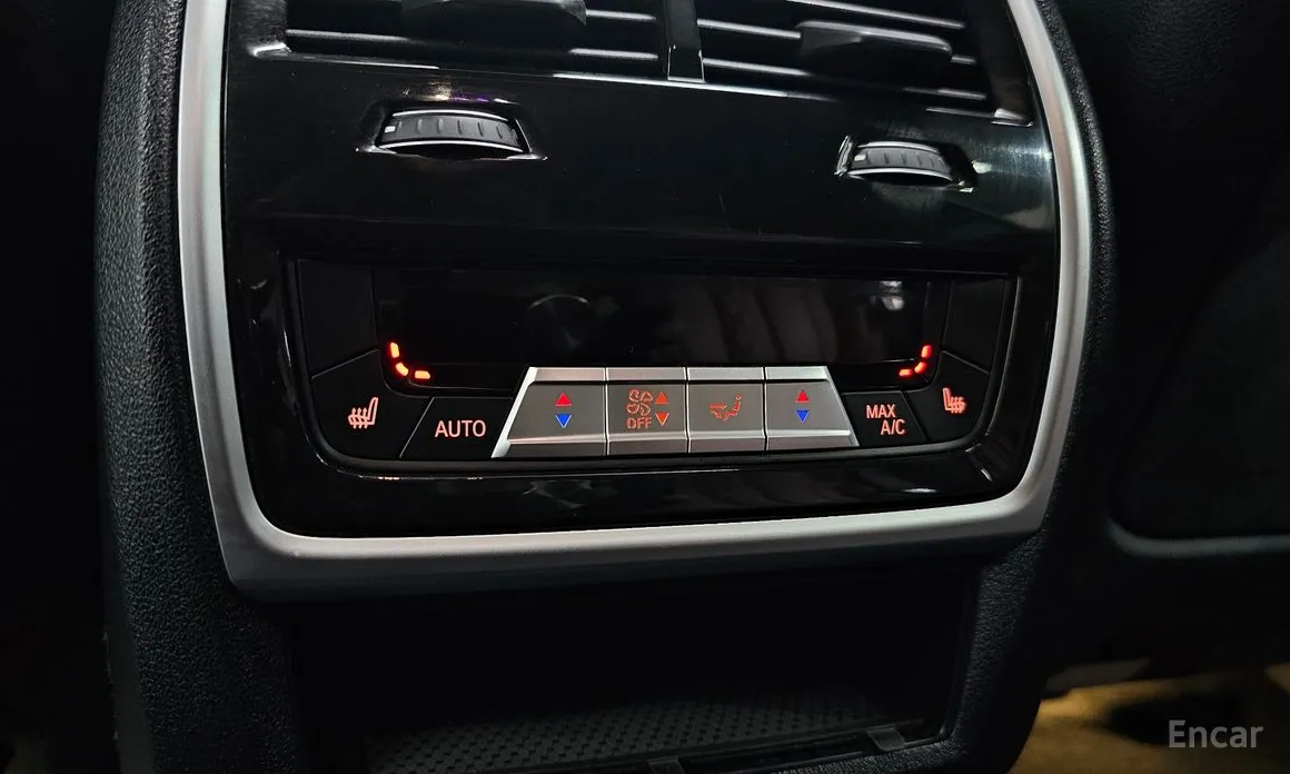 Фото 19 - BMW X6