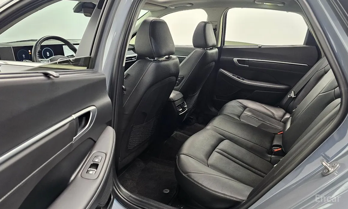 Фото 12 - Hyundai Sonata