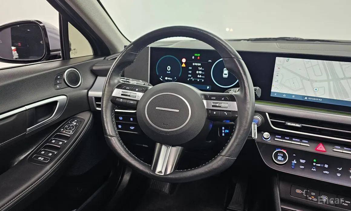 Фото 13 - Hyundai Sonata