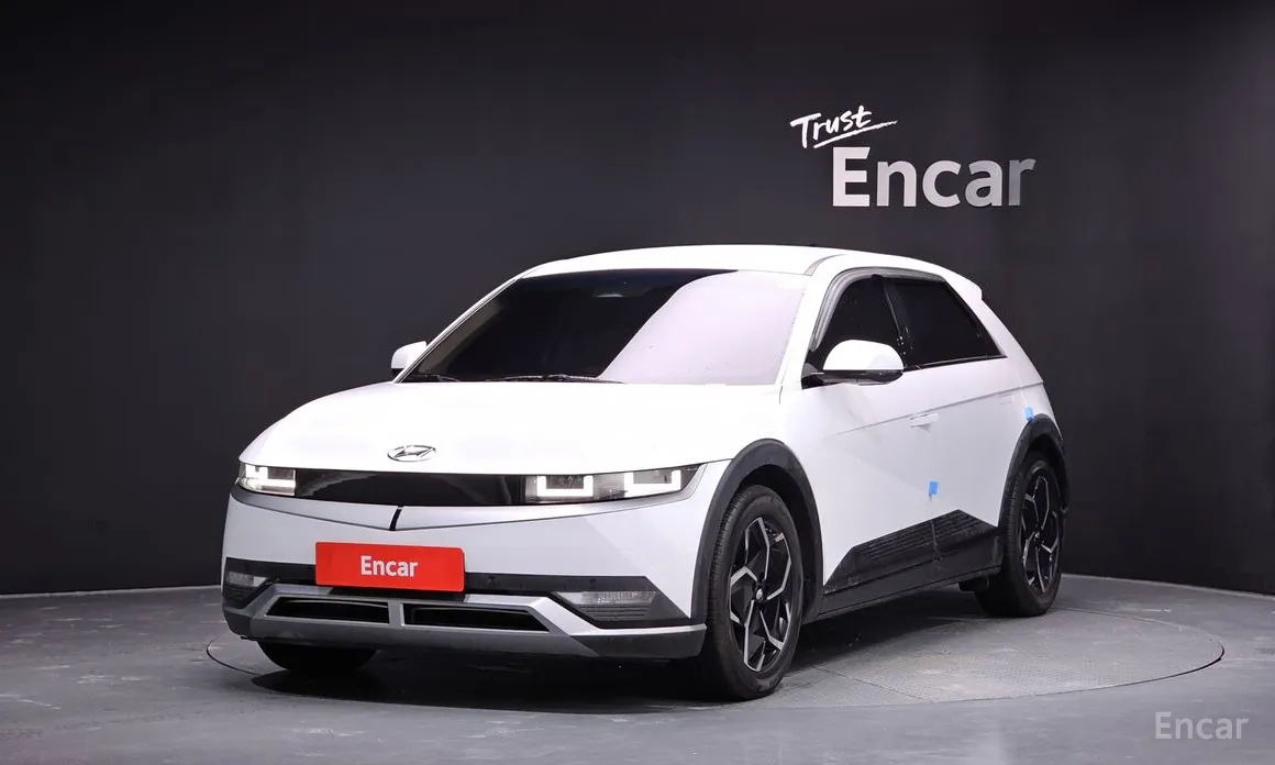 Фото 1 - Hyundai Ioniq 5