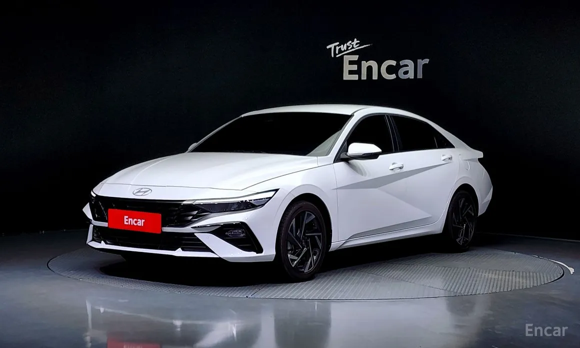 Фото 1 - Hyundai Avante