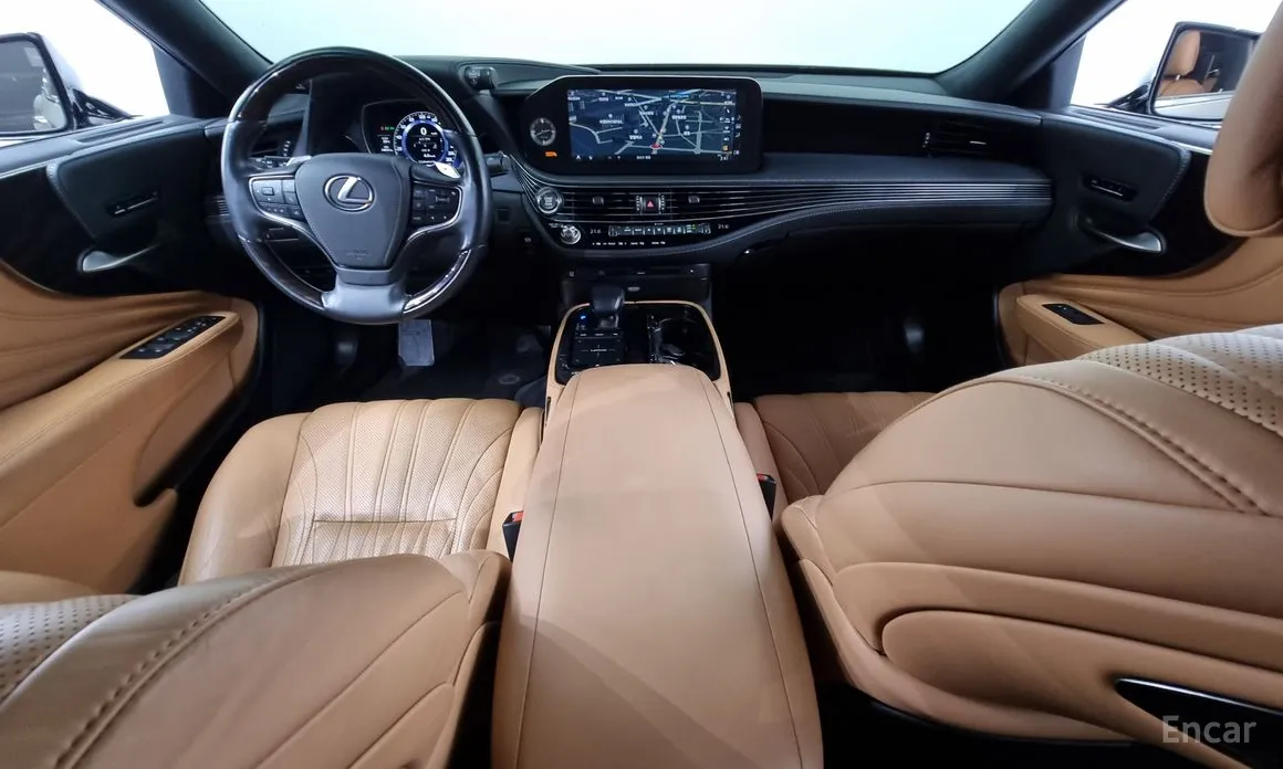 Фото 7 - Lexus LS