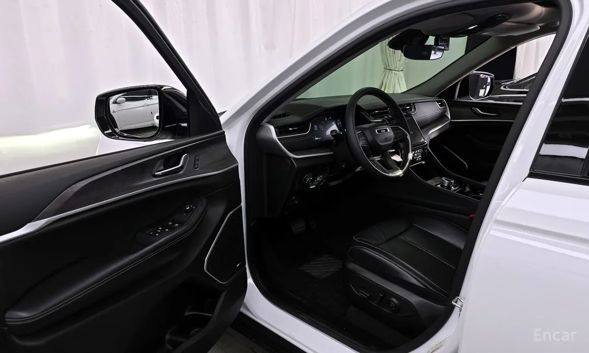 Фото 10 - Jeep Cherokee