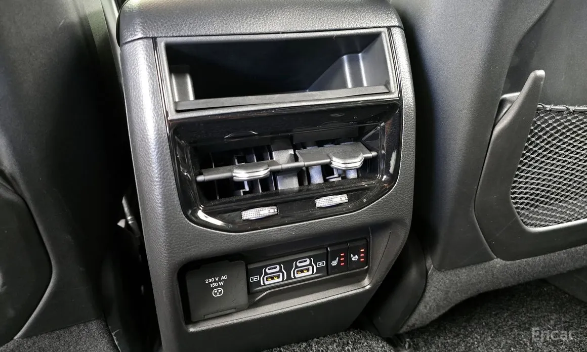 Фото 19 - Jeep Cherokee