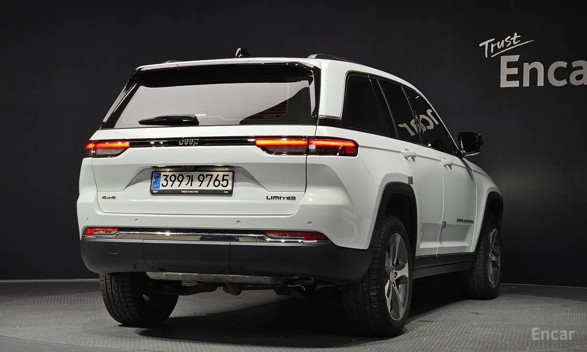 Фото 2 - Jeep Cherokee