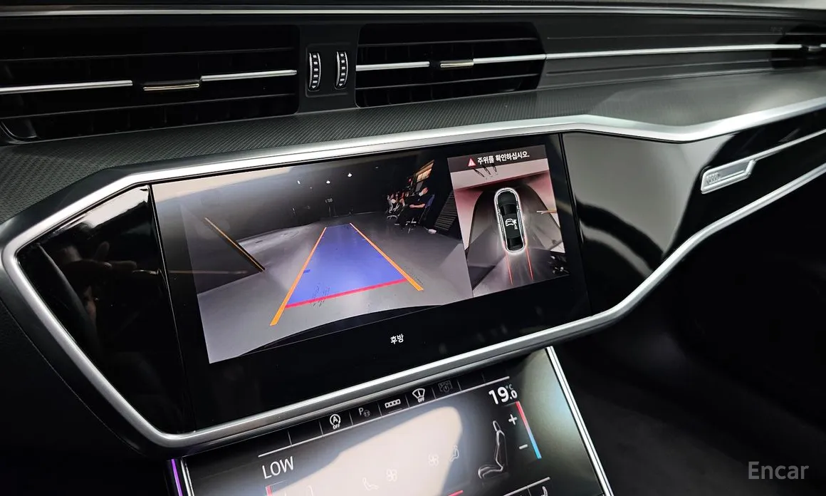 Фото 16 - Audi A6