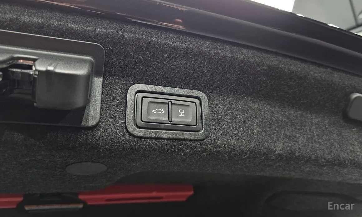 Фото 19 - Audi A6