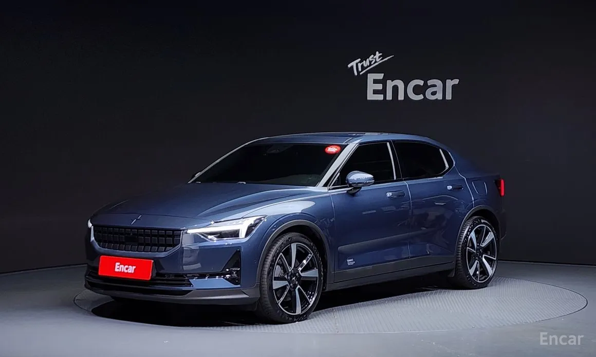 Фото 1 - Polestar 2