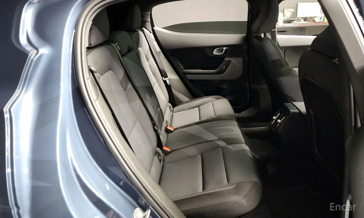 Фото 12 - Polestar 2