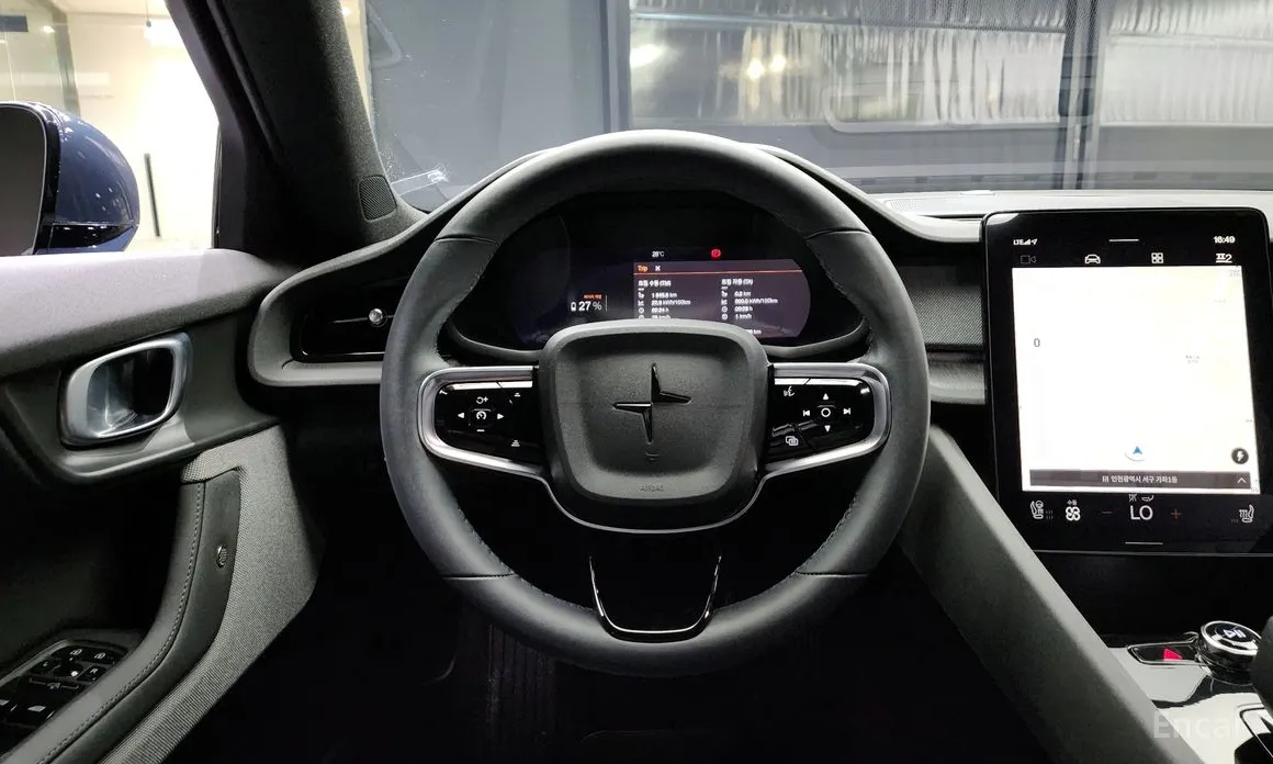 Фото 13 - Polestar 2